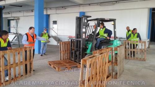 Capacitacion-operador-autoelevador-empresa-Pul-Melo-2015. 