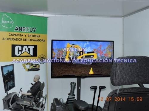 Laboratorio-excavadora-caterpillar 